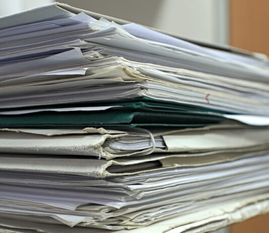 Hoe werkt factoring en welke kosten komen erbij kijken?